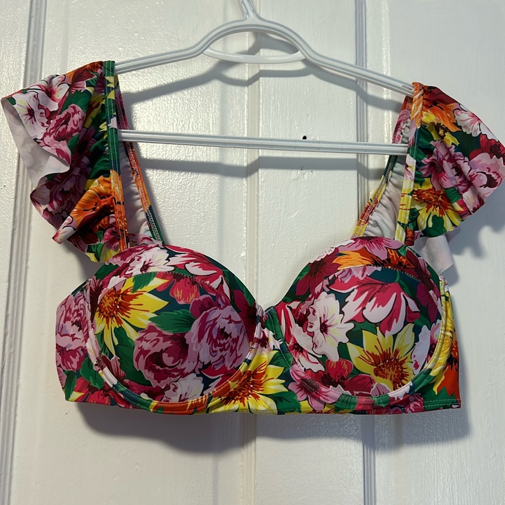 NWOT SHEIN flower print bathing suit